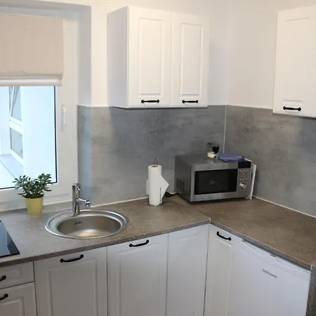 Sky - Messe Contactless Check In Apartamento *